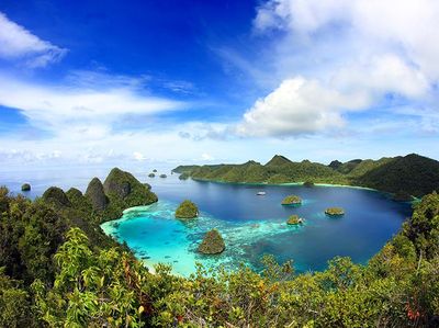 Wayag di Raja Ampat, Saingan Beratnya Halong Bay di Vietnam