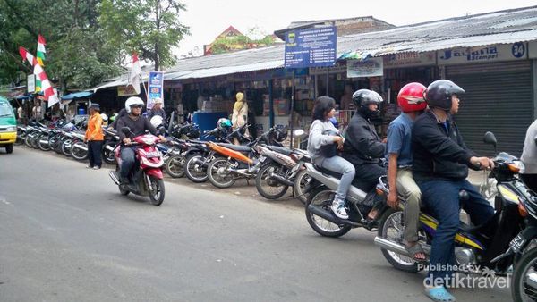 Wisata Belanja di Bandung, Jangan Lupakan Pasar Palasari