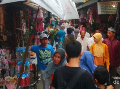 Wisata Religi di Surabaya, Ziarah ke Makam Sunan Ampel