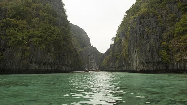 Wow, Ada 50 Pantai Sepi di Filipina!