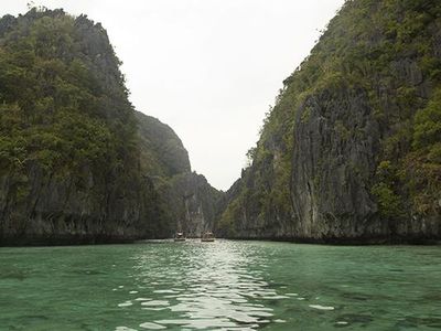 Wow, Ada 50 Pantai Sepi di Filipina!