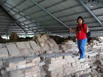 Yang Antimainstream di Mojokerto, Candi Gentong Trowulan