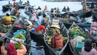 Yang Mengapung Di Atas Sungai Barito