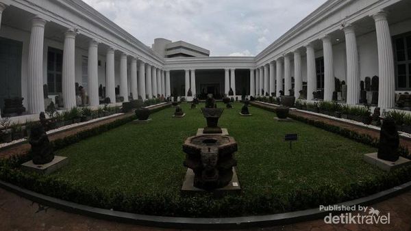 Yuk Dilihat Taman Arca dari Jakarta Ini