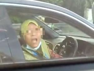 Emak-emak Emosi Nyumpahin Kena Covid, Gegara Ditegur Putar Balik Sembarangan