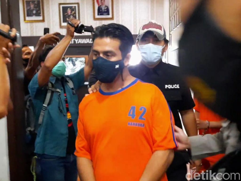 Gathan Minta Penangguhan Penahanan, Polisi: Lanjut Ditahan! Gathan Minta Penangguhan Penahanan, Polisi: Lanjut Ditahan!