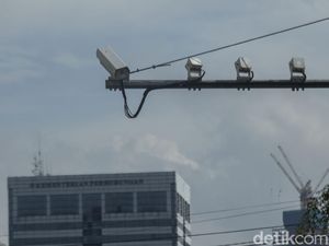 3 Jenis Kamera Tilang Elektronik yang Bisa Kejar Pelanggar Lalulintas 3 Jenis Kamera Tilang Elektronik yang Bisa Kejar Pelanggar Lalulintas