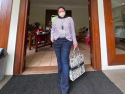 Melly Goeslaw Kini Langsing, Kurus Tanpa Obat