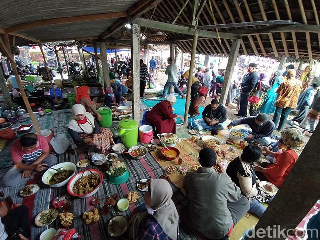 Foto: Pasar di Magelang yang Cuma Buka Setiap Jumat Pahing