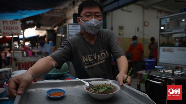 PECINAN GLODOK Kawasan perniagaan Gang Gloria Glodok, Jakarta, Selasa, 2 Februari 2021. CNNIndonesia/Safir Makki