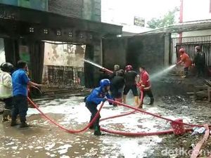 Polisi Cianjur Usut Dugaan Penimbunan BBM Ilegal di Gudang Terbakar