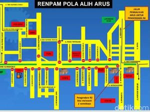 Ini Rekayasa Lalin PPKM Surabaya di Jalan Mayjen Sungkono Ini Rekayasa Lalin PPKM Surabaya di Jalan Mayjen Sungkono