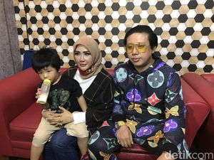 Rey Utami dan Pablo Benua Sepakat Beri Kesempatan Kedua Rey Utami dan Pablo Benua Sepakat Beri Kesempatan Kedua