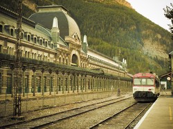 Mengenal Stasiun Kereta yang Digunakan Kaum Yahudi Kabur dari Nazi