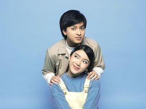 Arsy Widianto dan Tiara Andini Tutup Proyek Duet dengan Bahaya Arsy Widianto dan Tiara Andini Tutup Proyek Duet dengan Bahaya
