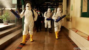 Tim Detoktaminasi BIN Sasar Sekolah di Bandung untuk Disinfeksi Corona