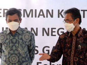 UGM Diguyur Bantuan Kesehatan saat Pandemi UGM Diguyur Bantuan Kesehatan saat Pandemi