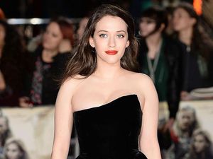 Mengenal Darcy Lewis di WandaVision dari Kacamata Kat Dennings Mengenal Darcy Lewis di WandaVision dari Kacamata Kat Dennings