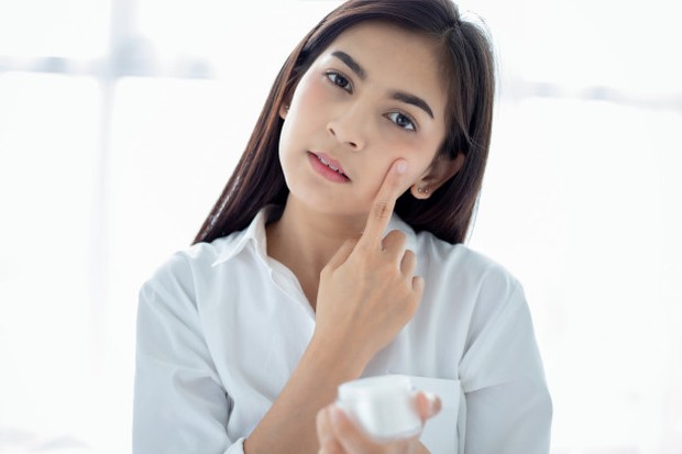 Benzoyl Peroxide mengurangi produksi minyak berlebih/freepik.com