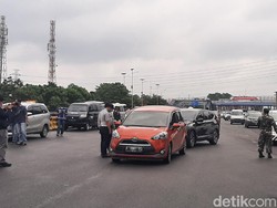 Ada Pos Sekat Ganjil Genap, Lalin Selepas GT Bogor Tersendat