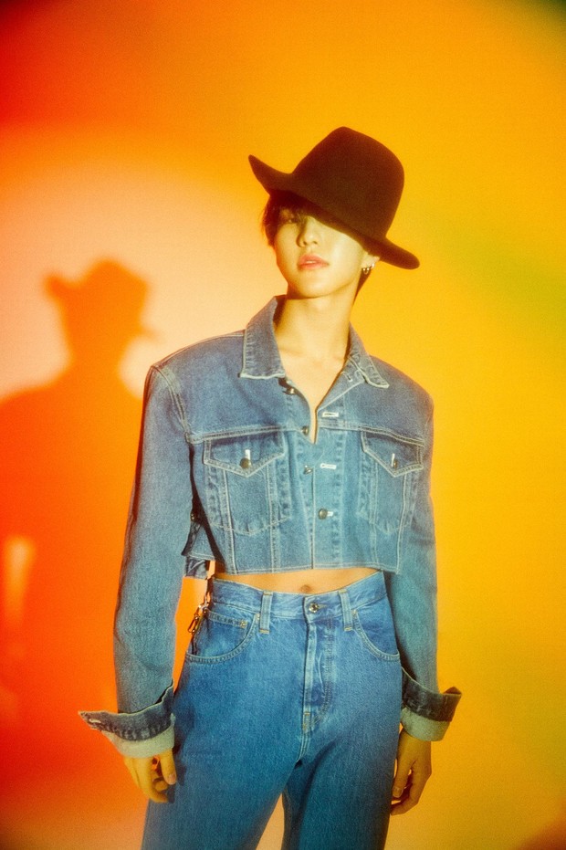 Hoshi SEVENTEEN Potret individual Hoshi dalam majalah