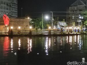 Semarang Dikepung Banjir: Kota Lama Tergenang-Bandara Sempat Tutup