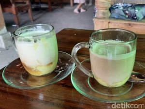 Saat Pahitnya Kopi Bercampur Manisnya Durian di Segelas Kopi Montong Saat Pahitnya Kopi Bercampur Manisnya Durian di Segelas Kopi Montong