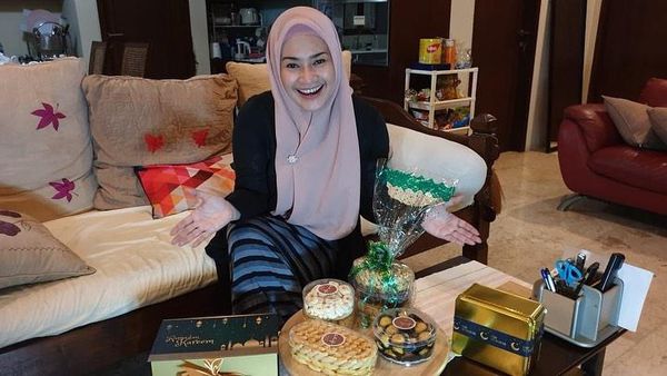 Potret Kulineran Ikke Nurjanah yang Baru Menikah Lagi