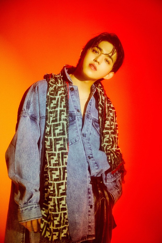 SCoups Potret individual SCoups dalam majalah