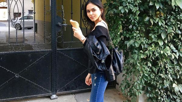 Serunya Edelenyi Laura saat Makan Es Krim dan Ngopi Cantik