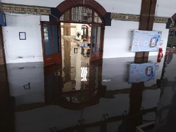 Banjir di Semarang, Ini Daftar 7 Perjalanan KA yang Terdampak