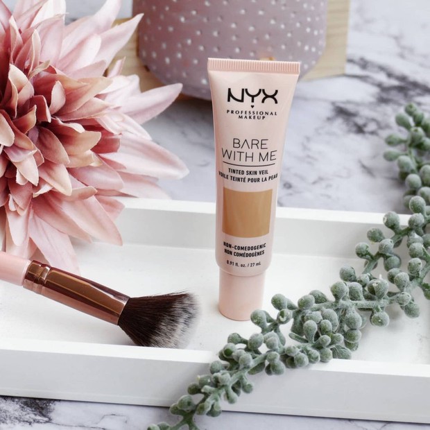 Tinted moisturizer/Instagram.com/ Tinted moisturizer paling recommended