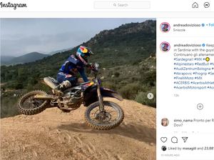 Karier Balap Belum Jelas, Dovizioso Malah Pamer Naik Motor Yamaha