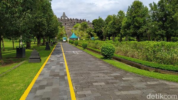 Foto: Suasana Sepi Taman Wisata Candi Borobudur di Akhir Pekan