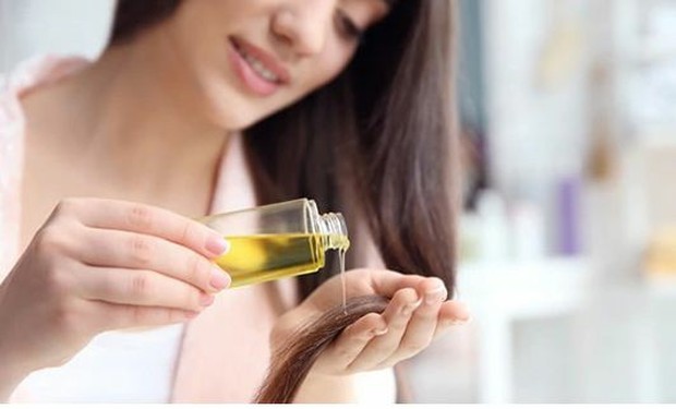 Grapeseed oil untuk melembutkan rambut/Foto: bebeautiful.in grapeseed oil