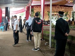Video Hajatan Warga di Boyolali Dibubarkan Saat Jateng di Rumah Saja