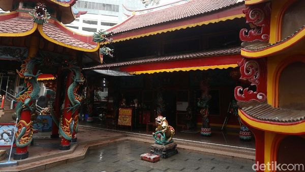 Jelang Imlek, Vihara Amurva Bhumi Sepi Gegara Corona