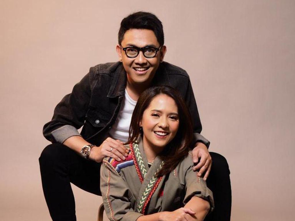 Romantis Dudy Oris-Lala Karmela di Kau dan Aku pada Hari Valentine Romantis Dudy Oris-Lala Karmela di Kau dan Aku pada Hari Valentine