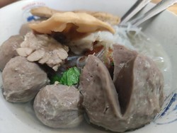 Cara Makan Mie Instan ala Korea dan Tipe Kepribadian dari Cara Makan Bakso