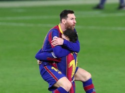 Top Skor Liga Spanyol: Lionel Messi Dekati Luis Suarez