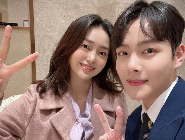 Akor Kim Min Gi dan aktris Yeo Joo Ha dipasangkan dalam drama True Beauty.