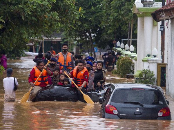 Potret Cikampek-Karawang yang juga Terendam Banjir Parah