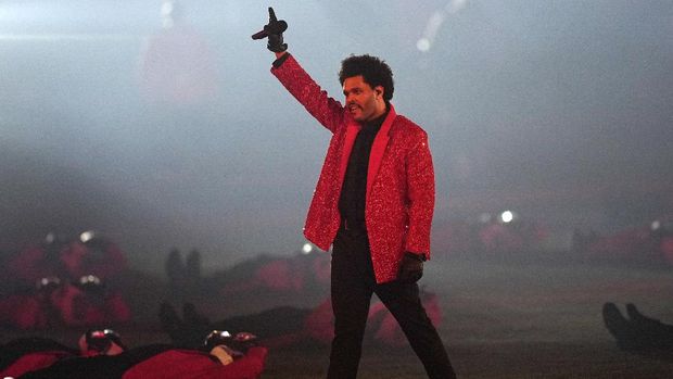 Parada repentina de concierto por pérdida de voz, The Weeknd se disculpa
