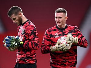 MU Akan Biarkan De Gea dan Henderson Berebut Posisi MU Akan Biarkan De Gea dan Henderson Berebut Posisi