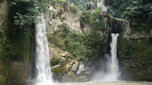 Ada Air Terjun Kembar di Sumatera Utara