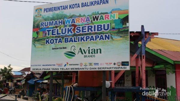 Ada Rumah Warna-warni di Kalimantan