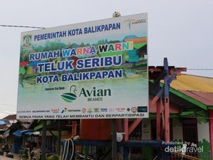 Ada Rumah Warna-warni di Kalimantan