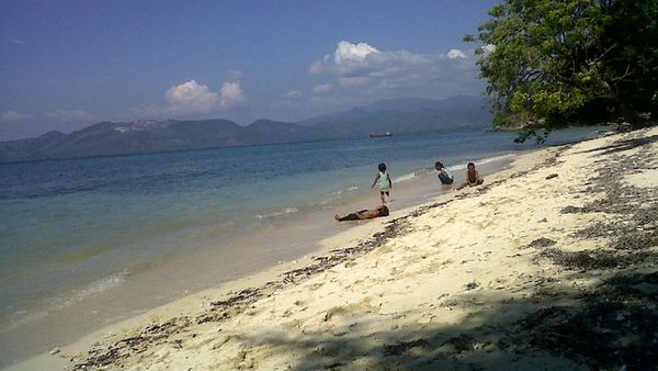 Aduhai! Cantiknya Pantai Jengkalang
