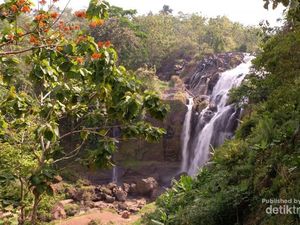 Air Terjun di Lampung Ini Bagai di Film Fiksi