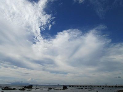 Akhir Pekan di Anyer, Jangan Lewatkan Sunset Kerennya!